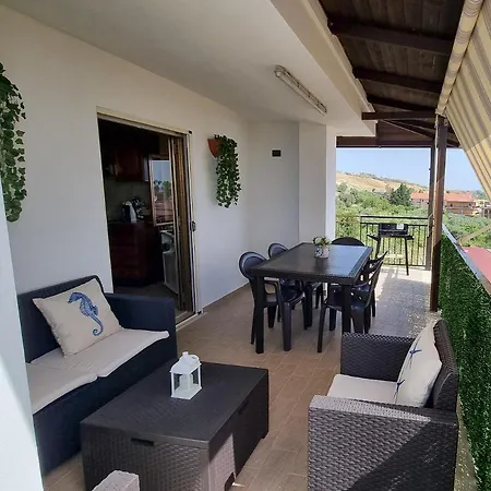 Apartment Blue Horizon - Seaside 120m To The Beach - Air Conditioning - Wi-fi - View - Free Parking Santa Caterina Dello Ionio Marina