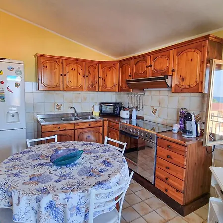 Blue Horizon - Seaside 120m To The Beach - Air Conditioning - Wi-fi - View - Free Parking *