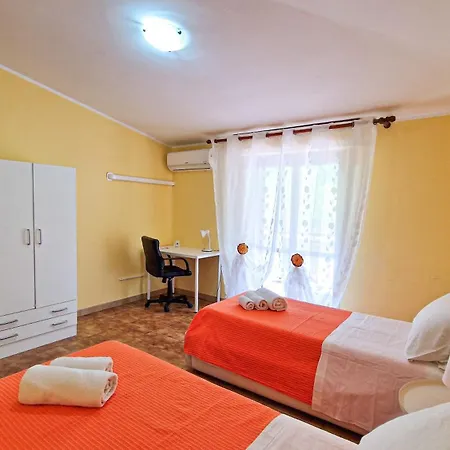 Blue Horizon - Seaside 120m To The Beach - Air Conditioning - Wi-fi - View - Free Parking