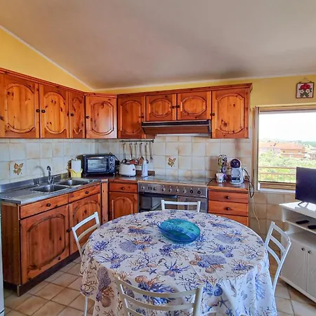 Blue Horizon - Seaside 120m To The Beach - Air Conditioning - Wi-fi - View - Free Parking Apartment